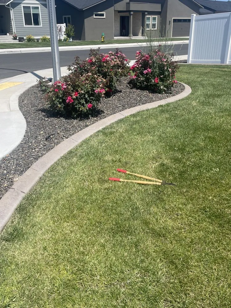 Top-rated landscaping services in Yakima, WA by Greencuts Lawn & Garden