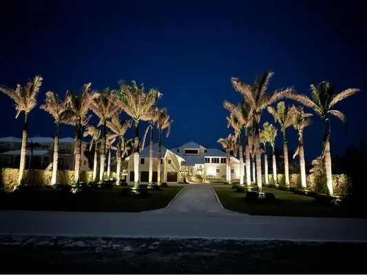 Greene Land & Light Logo