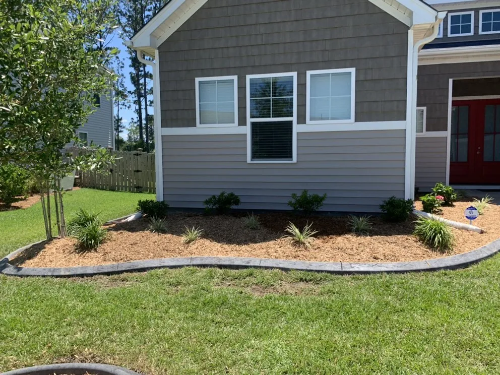 Affordable garden landscaping for beautiful yards across Summerville, SC - Greenecoast Lawn Management
