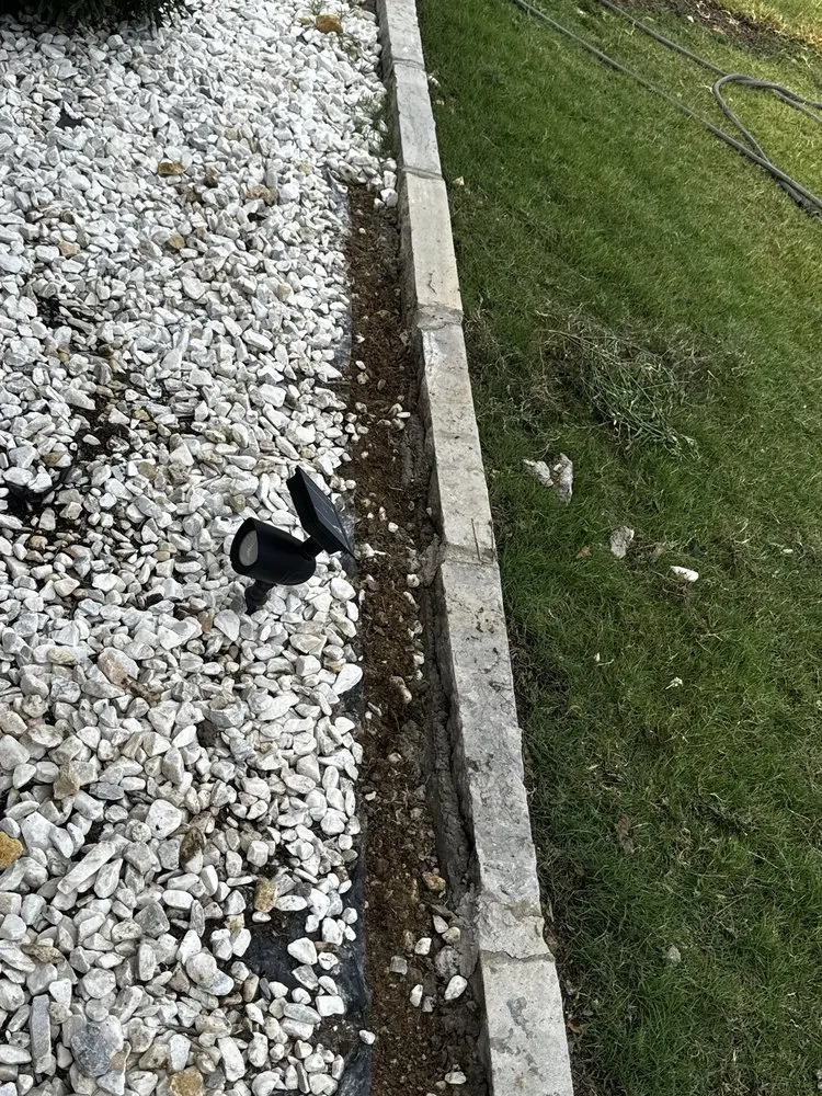 Professional lawn care service for homes in Midlothian, TX by Greenedge Solutions