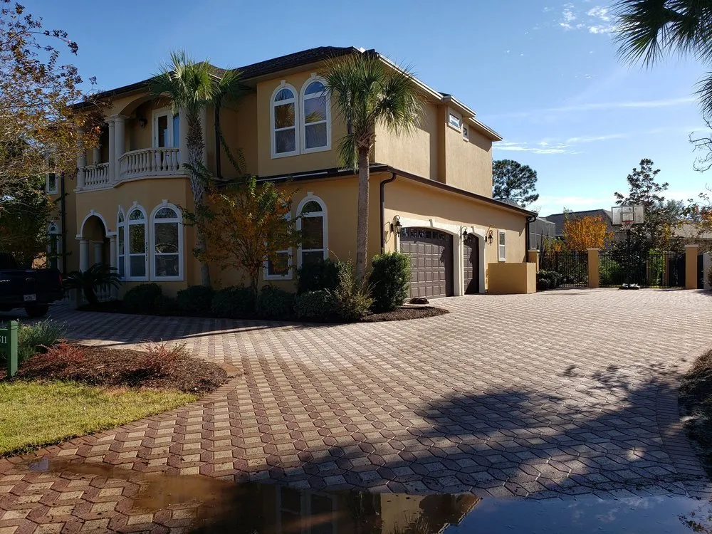 Local garden landscaping in Panama City, FL by Greener Days Lawn Care and Gardening