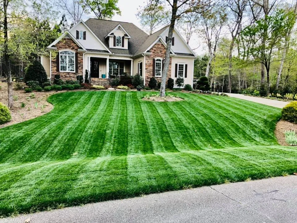 Local outdoor landscaping experts serving Raleigh, NC - Greener Days Turf Care