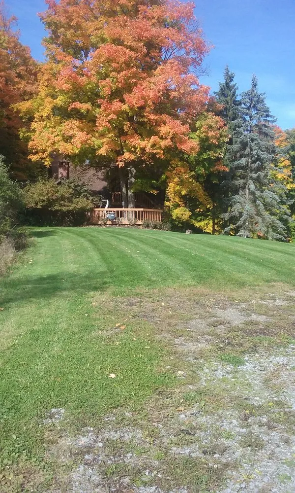 Reliable yard maintenance in Canandaigua, NY - Greener Earth LawnCare