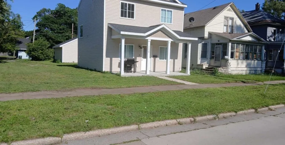 Affordable lawn care service in Muskegon, MI by Greener Grass