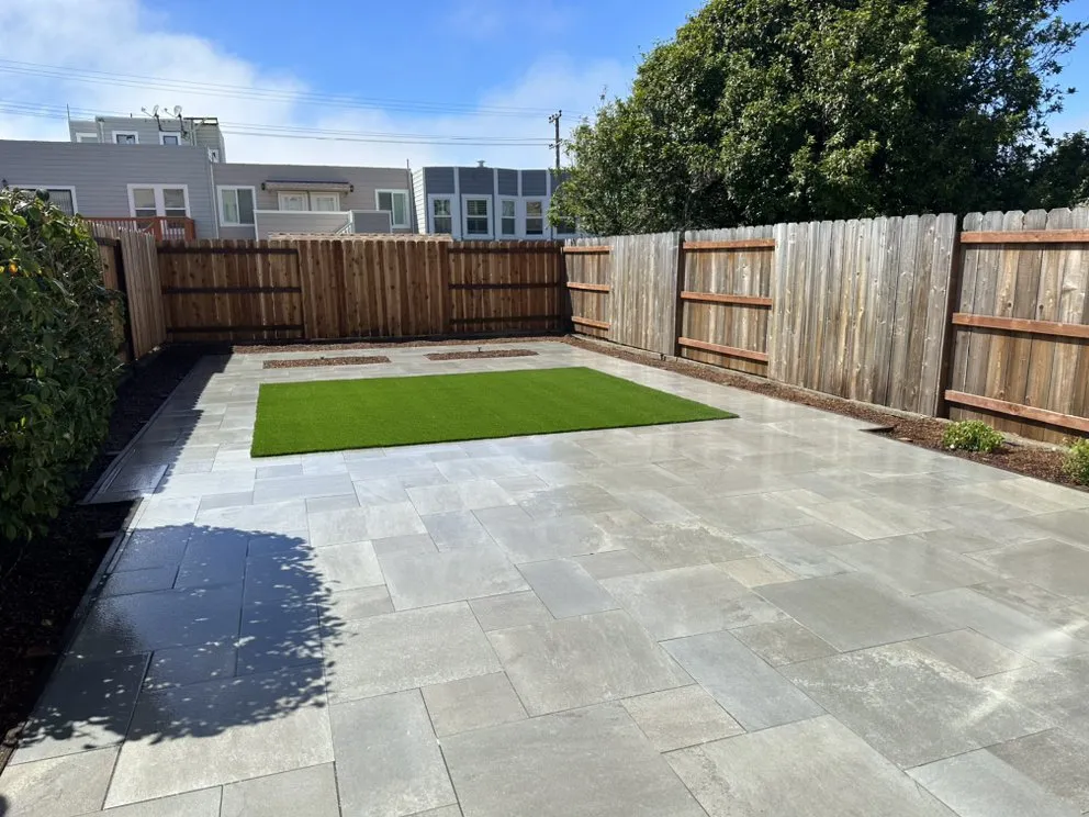 Expert lawn care service experts serving Daly City, CA - Greener Landscape Construction
