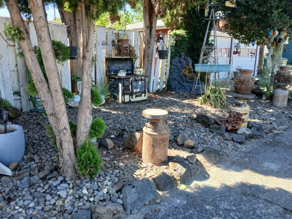 Custom yard cleanup service in Dayton, OR by Greener Side