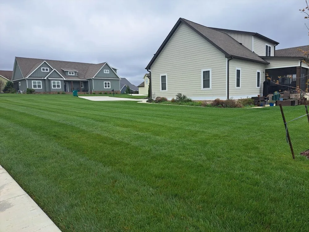 Custom yard cleanup service for homes in Franklin, TN by Greener Solutions