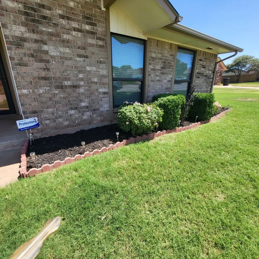 Top-rated lawn mowing service in Newcastle, OK - GreenerDays