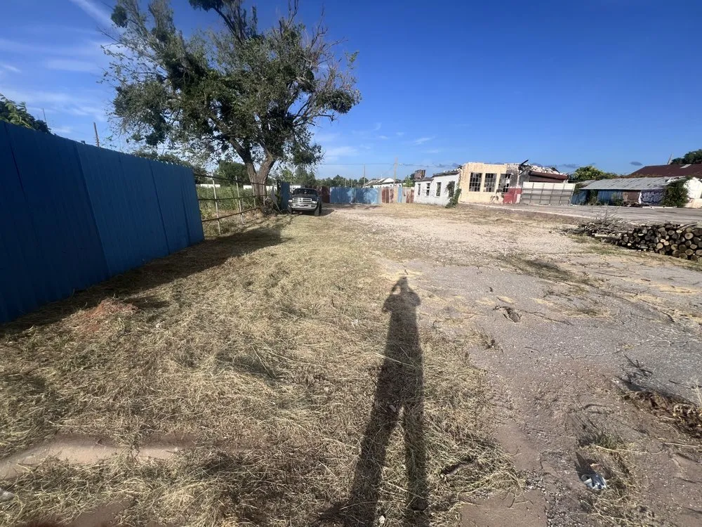 Expert lawn mowing service for year-round maintenance across Luther, OK - Greenery Imprint