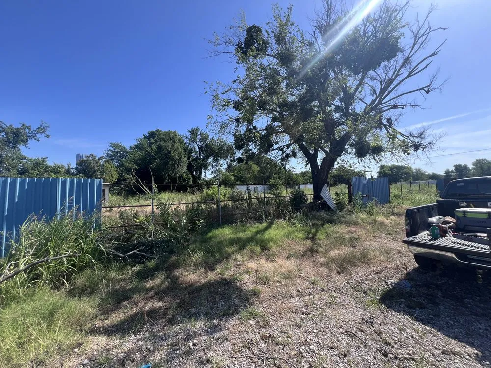 Reliable landscaping services experts serving Luther, OK - Greenery Imprint