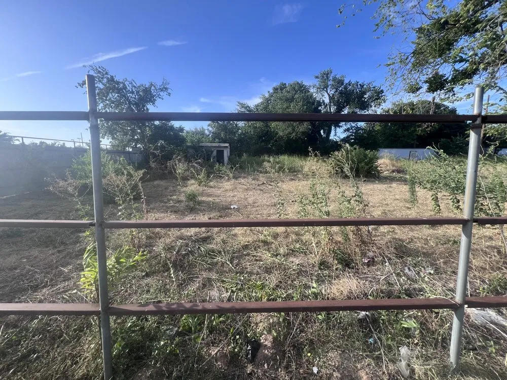 Reliable lawn care service in Luther, OK - Greenery Imprint