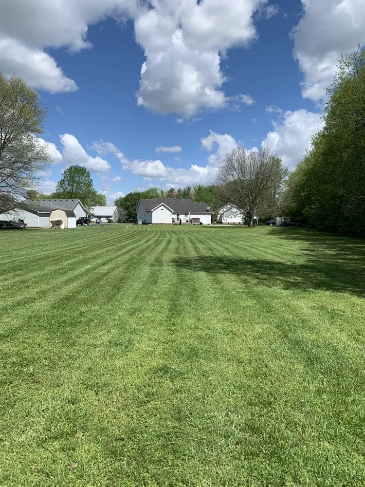 Professional lawn care service in Murfreesboro, TN by Greenery Lawn Care Unlimited