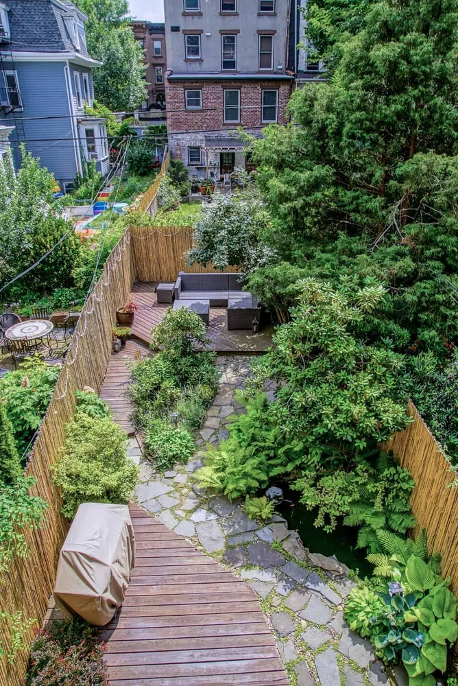 Reliable yard maintenance in Brooklyn, NY by Greenery NYC
