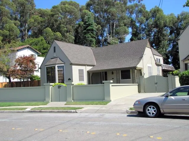 Affordable landscape installation in Orinda, CA by Greenewall Industries