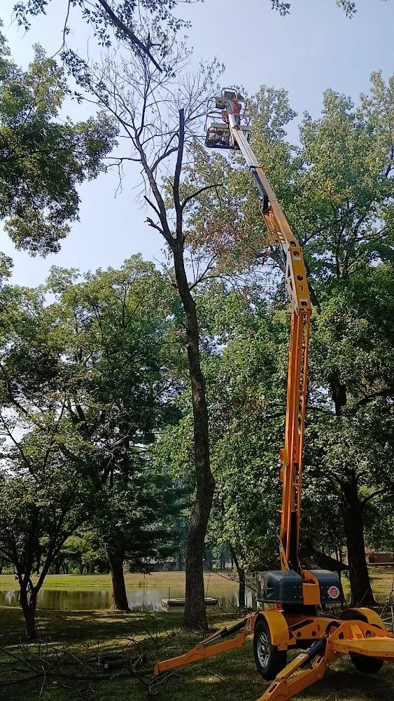 Top-rated lawn care service experts serving Highland, IL - GreenGuys Landscaping