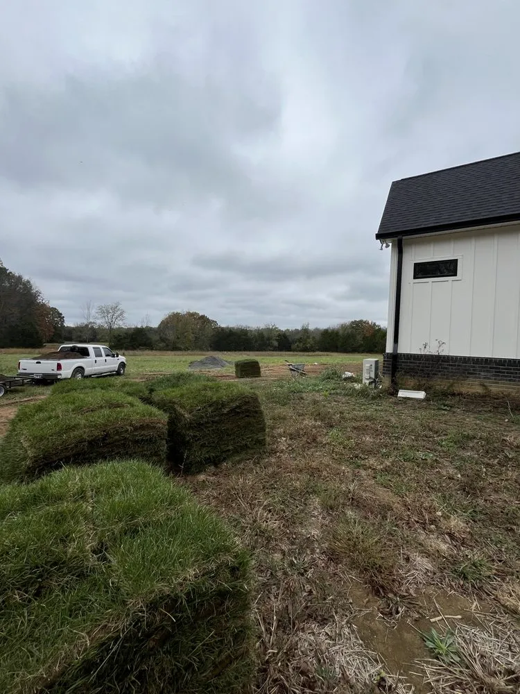 Reliable yard cleanup service experts serving Lebanon, TN - Greenhand Landscaping