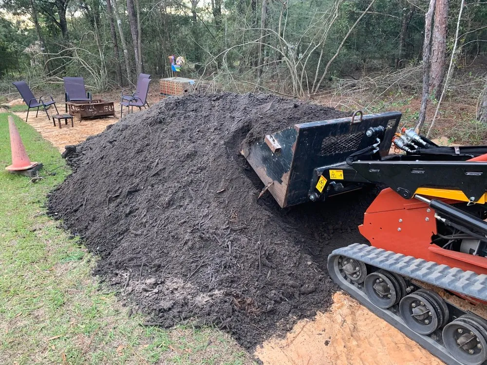 Trusted lawn care service experts serving DeFuniak Springs, FL - GreenHappens