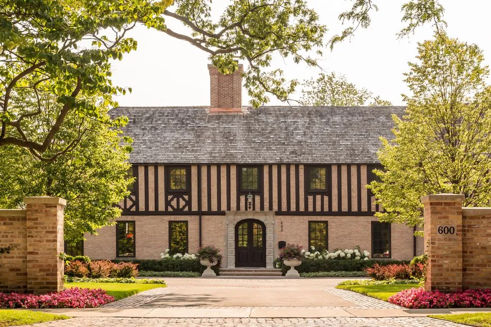 Local lawn care service for residential properties in Zion, IL by Greenhaven Landscapes