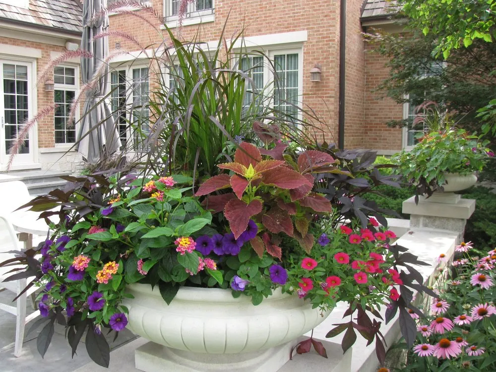 Expert lawn mowing service in Zion, IL - Greenhaven Landscapes