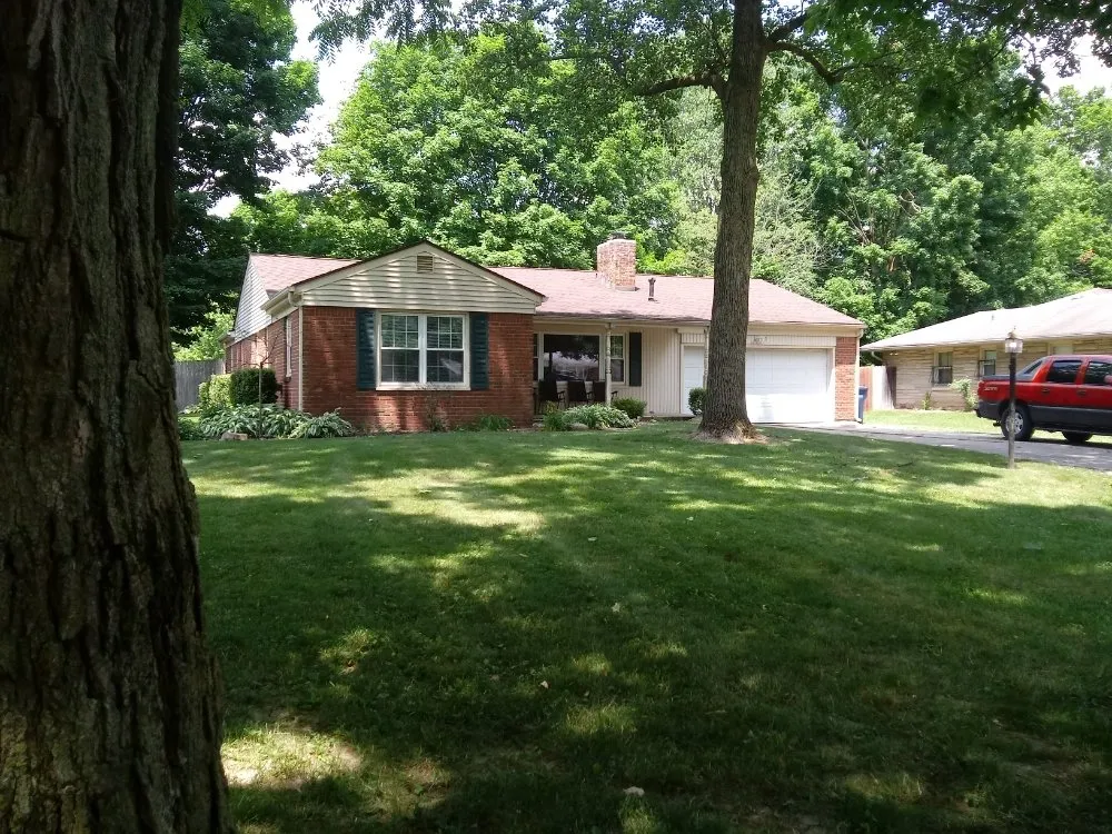 Professional yard maintenance in Anderson, IN by GreenHouse Lawn Care & Property Services