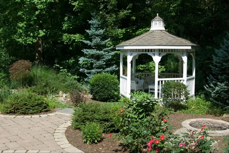 Custom lawn care service experts serving Medina, OH - Greenkeepers Lawn Service and Landscaping