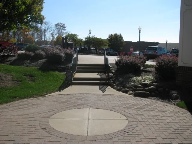 Professional garden landscaping experts serving Medina, OH - Greenkeepers Lawn Service and Landscaping