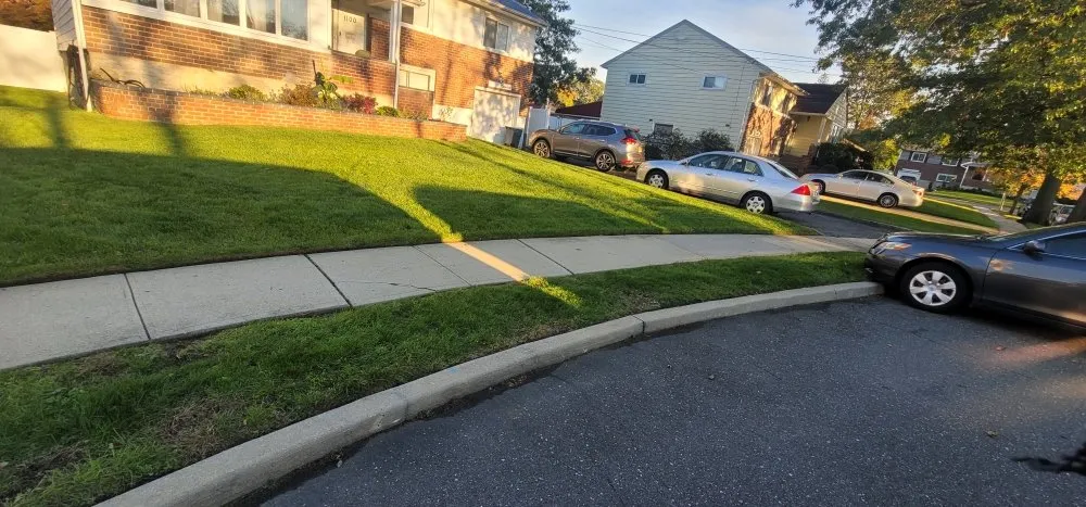 Top-rated yard maintenance for year-round maintenance across Queens, NY - Greenland Landscaping