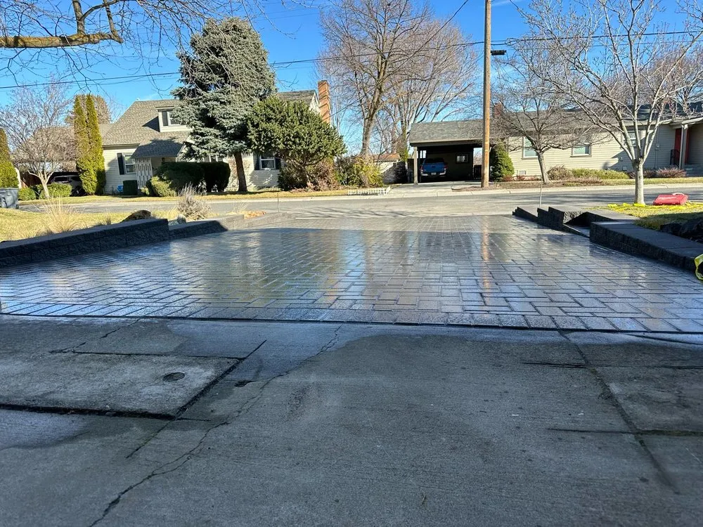 Professional lawn care service in Pasco, WA by Greenland Lawn Care