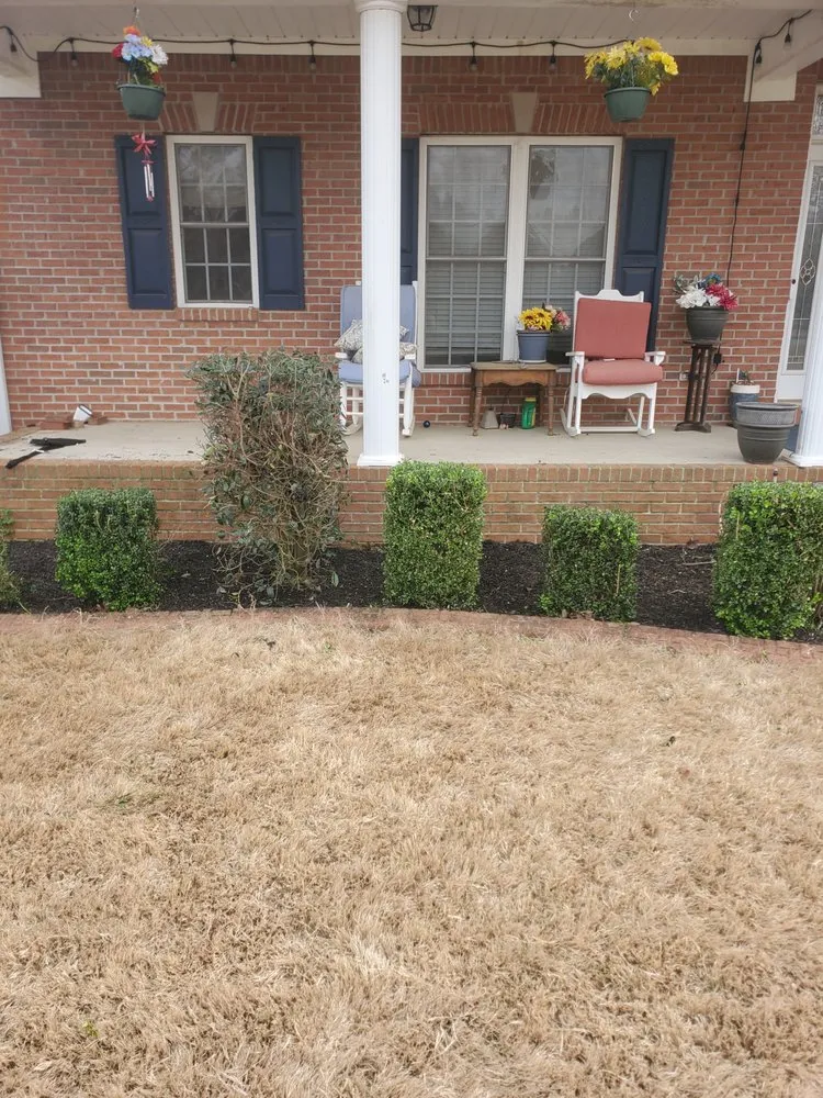 Custom yard maintenance in Huntsville, AL - Greenlands Lawncare