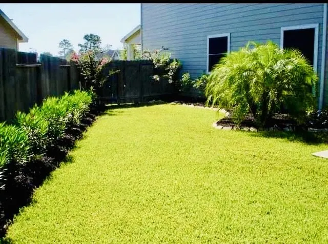 Affordable yard maintenance in Rockport, TX - GreenLawn Landscaping