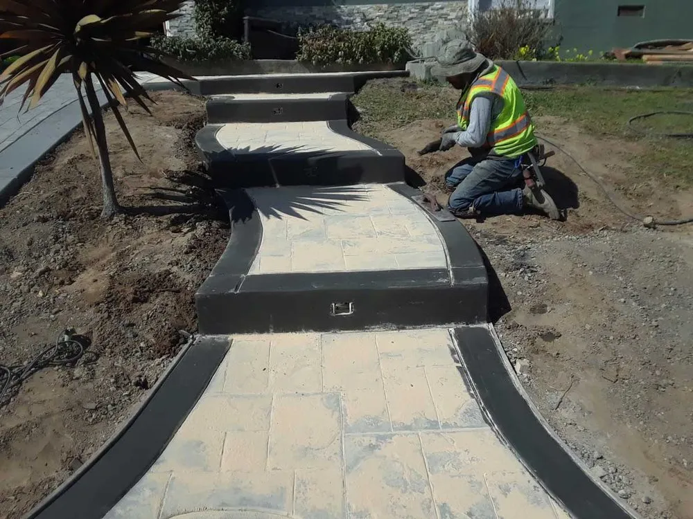 Custom residential landscaping for year-round maintenance in Newark, CA by Greenleaf Landscaping