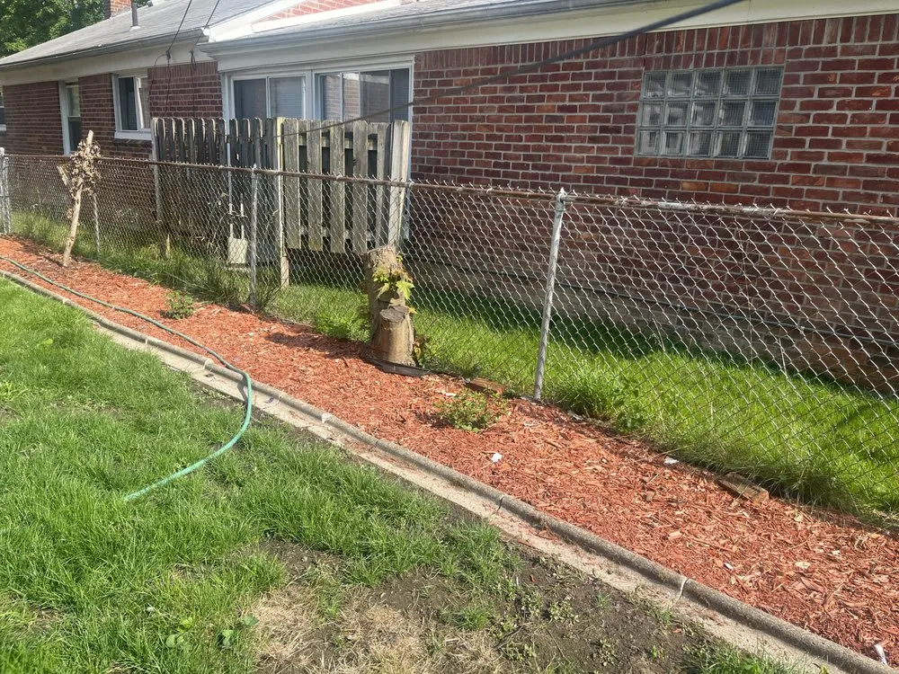 Trusted garden landscaping in Dearborn Heights, MI - Greenleaf mowing