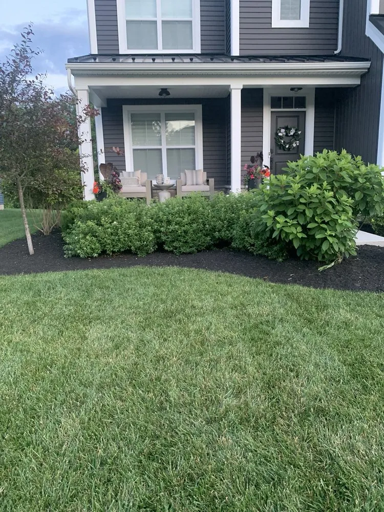 Reliable garden landscaping for beautiful yards in Delaware, OH by Greenleaf Services