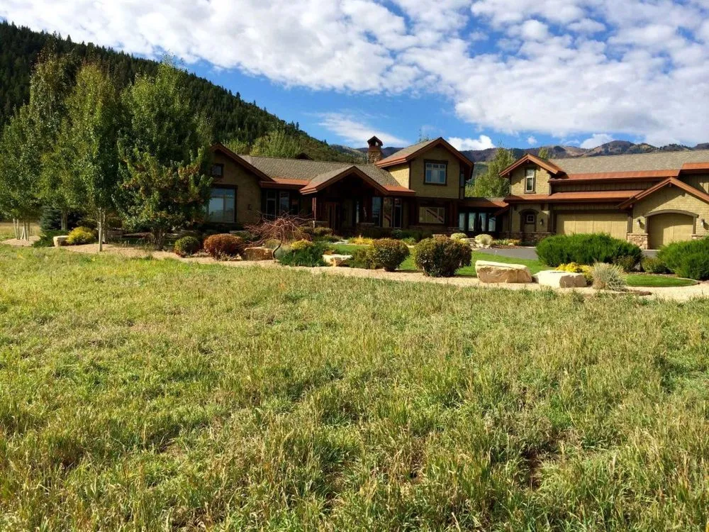 Affordable garden landscaping in Park City, UT by Greenleaf Tree & Pest Control