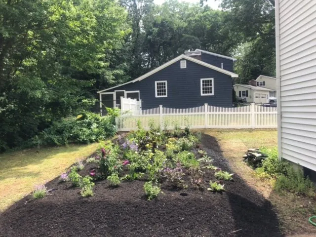 Reliable garden landscaping experts serving Tyngsboro, MA - Greenleaf’s Garden Design