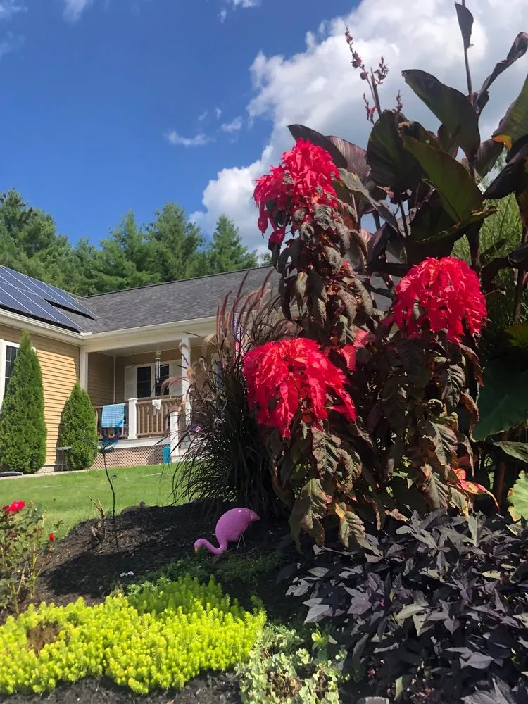 Trusted residential landscaping with custom design in Tyngsboro, MA by Greenleaf’s Garden Design