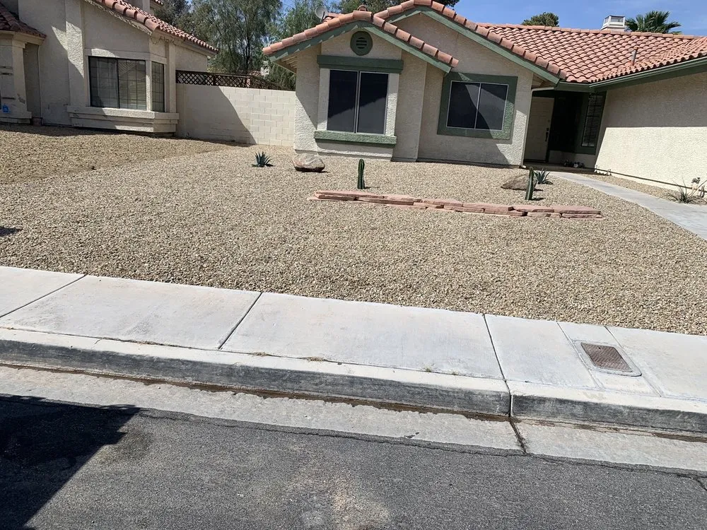 Expert outdoor landscaping in Las Vegas, NV by GreenLeaves Landscaping