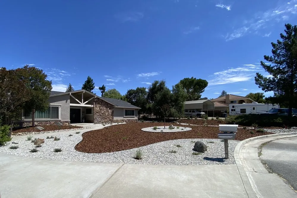 Reliable landscaping services for residential properties in Gilroy, CA by Greenlife Garden Maintenance