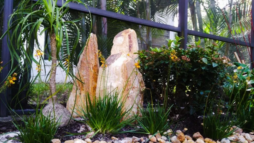 Custom lawn care service for year-round maintenance across Orlando, FL - Greenlife Garden