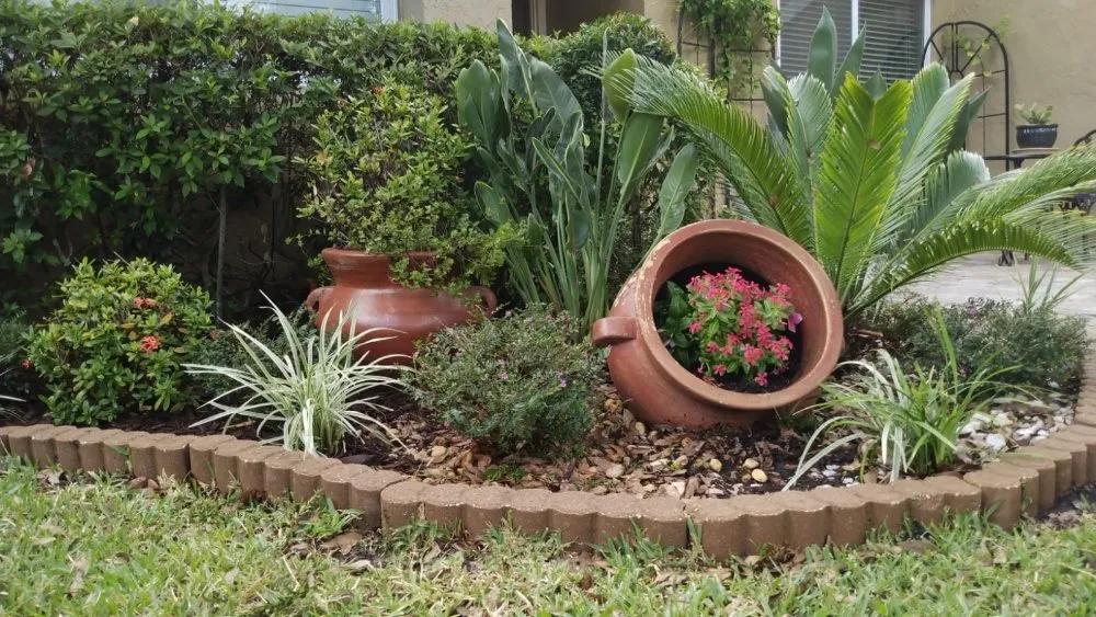 Expert landscape installation for year-round maintenance in Orlando, FL by Greenlife Garden