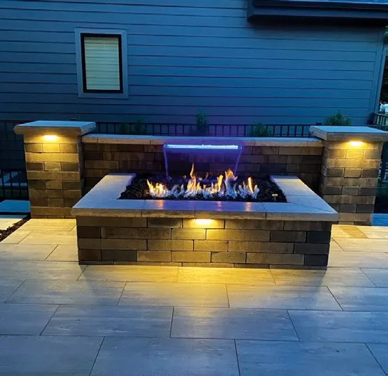 Affordable lawn mowing service in Papillion, NE - Greenlife Gardens