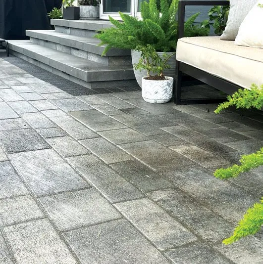 Custom landscaping services in Papillion, NE - Greenlife Gardens