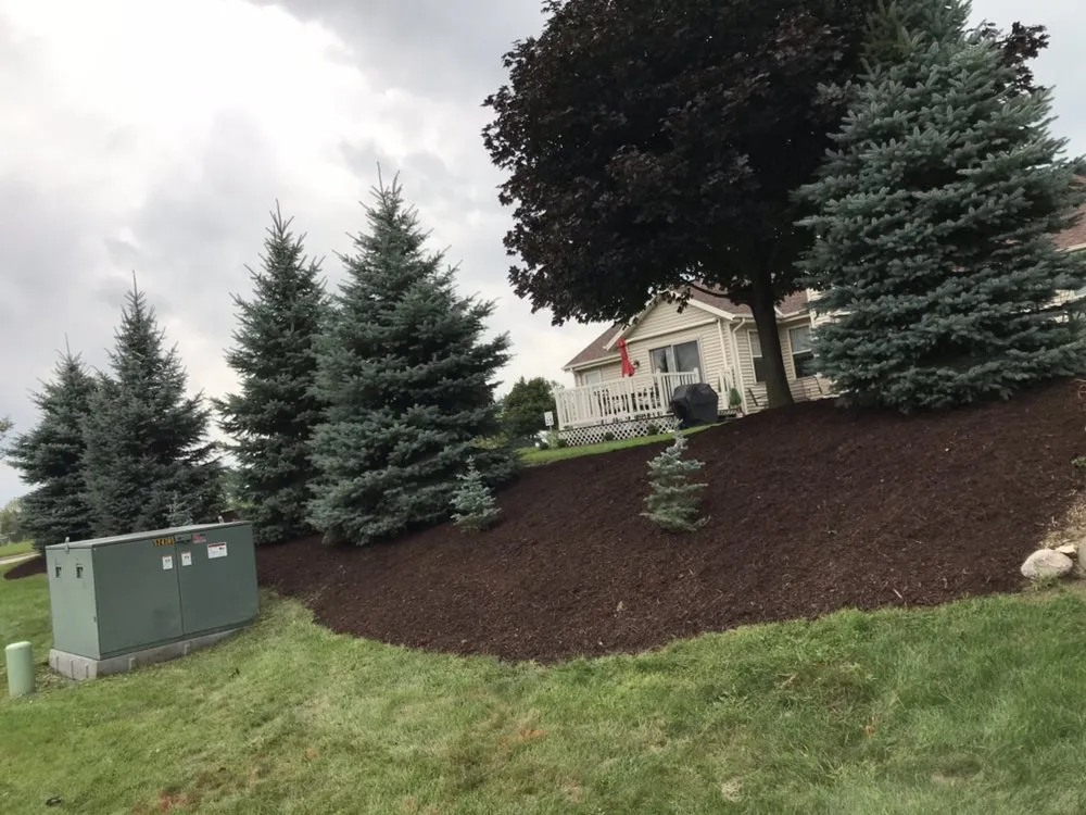 Local residential landscaping in New Berlin, WI - GreenLife Landscapes