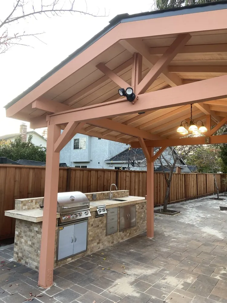 Custom lawn mowing service for beautiful yards in San Jose, CA by Greenlife Landscaping Design & Construction