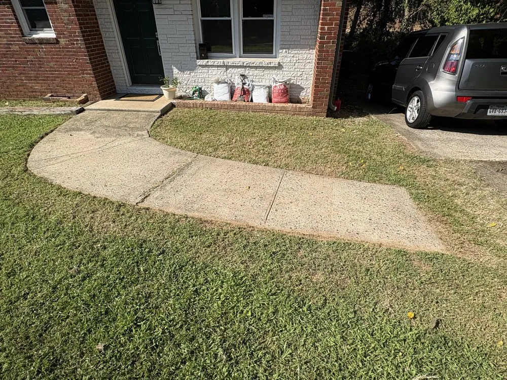 Custom outdoor landscaping for residential properties in Fort Mill, SC by Greenline