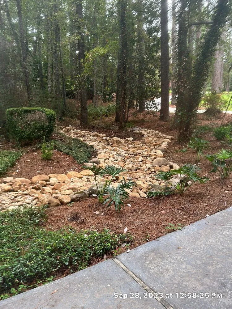 Trusted lawn mowing service in Hattiesburg, MS - Greenline Landscape