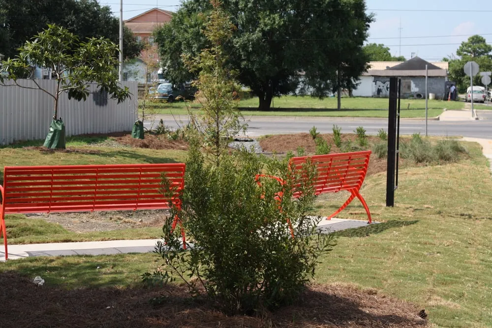 Local garden landscaping experts serving Metairie, LA - Greenman Dan