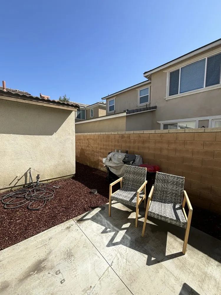 Local landscaping services experts serving Rialto, CA - Greenovation Landscape Services