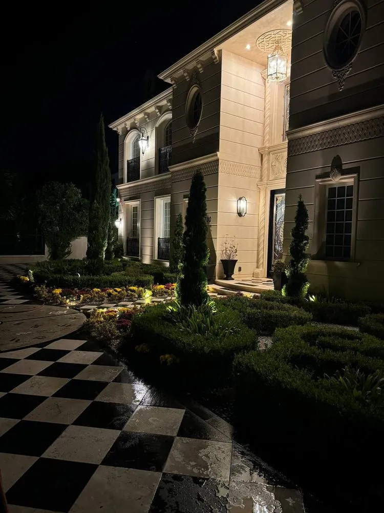 Reliable yard maintenance in Costa Mesa, CA by GreenPlace Inc