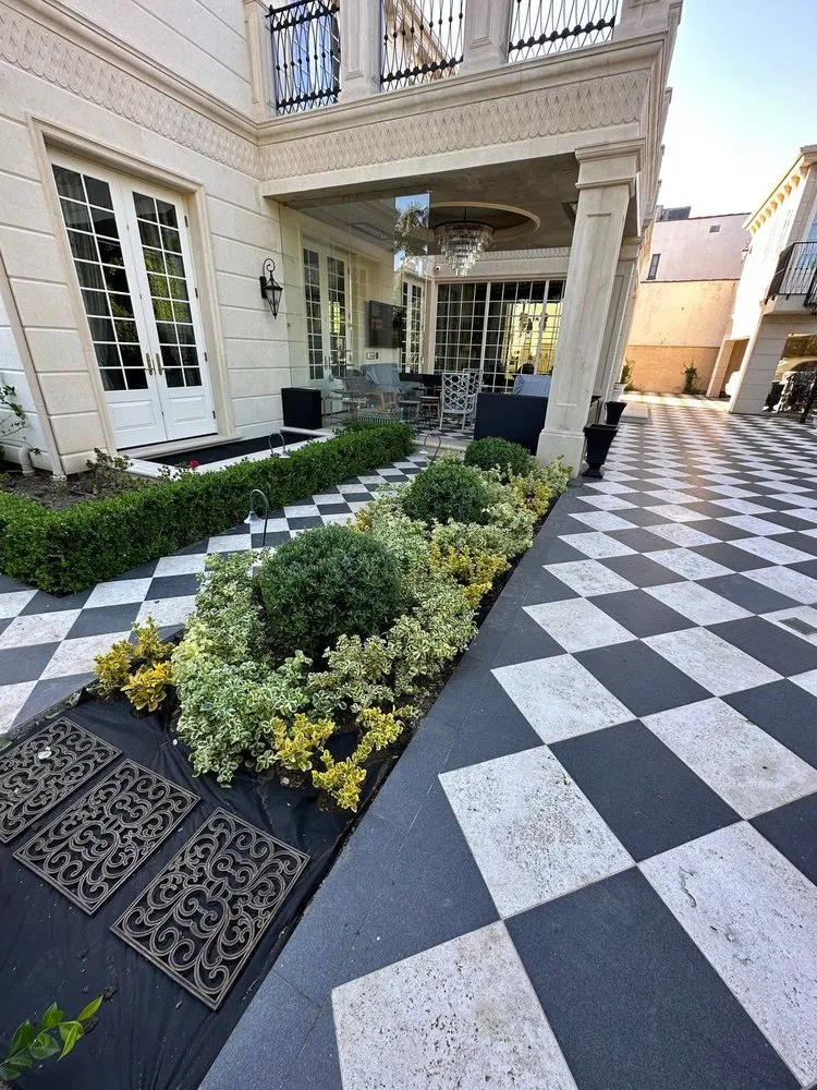 Affordable residential landscaping in Costa Mesa, CA - GreenPlace Inc